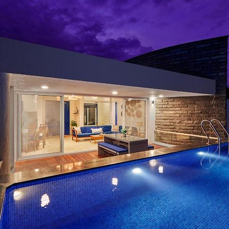 Saffronstays Kaia Waters By Kosha Villas, Pawna - Greek Style Villa With Panoramic View Of Pawna Lake Kolvan Kültér fotó